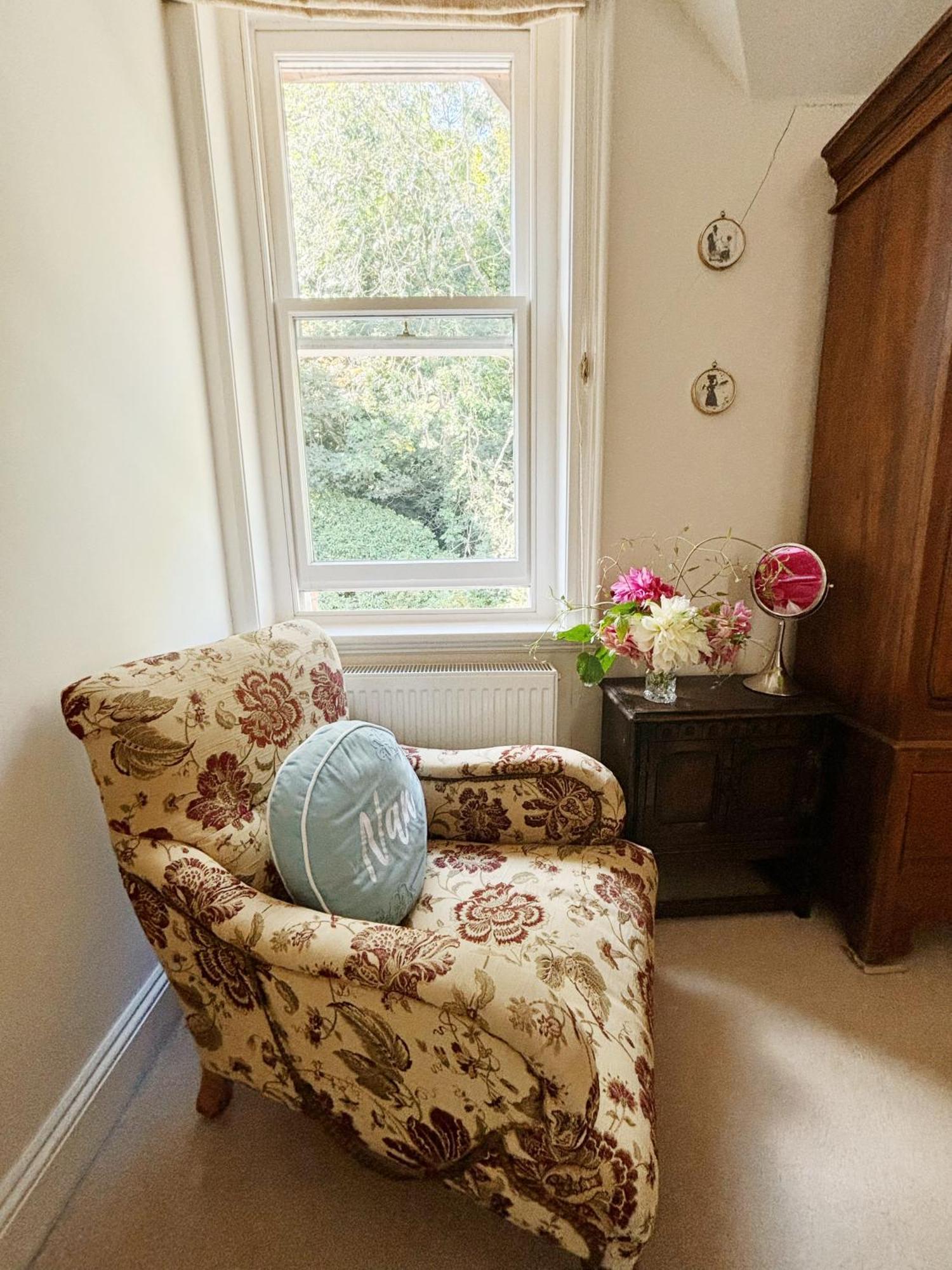 Spacious Town-Centre Apartment With Stunning Views Great Malvern Ngoại thất bức ảnh